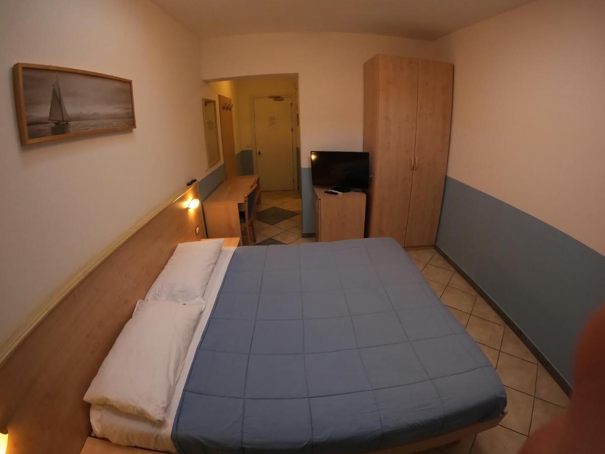 Albergo La Caravella Staranzano エクステリア 写真